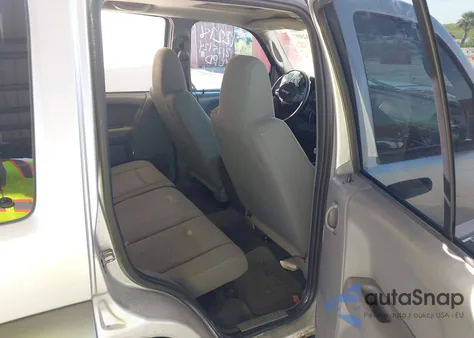 2006 Jeep Liberty Sport z USA, uszkodzony, nr VIN 1J4GL48KX6W148630